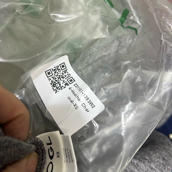 OGL Cashsoft Mockneck Cap Sleeve Tank - Picture 5 of 6